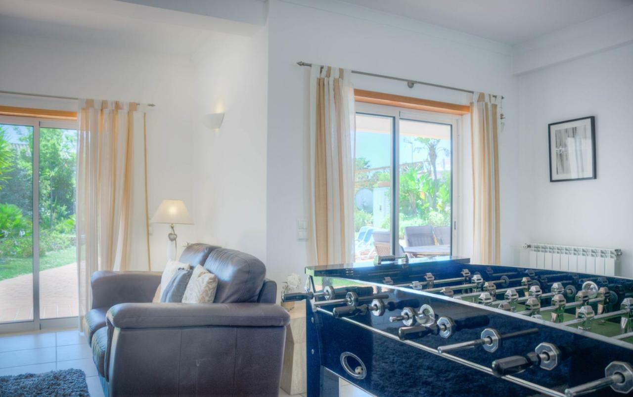 Villa Montanha, Luxury Coastal Villa, With Swimming Pool, Loungers And Alfresco Dining, 10 Min Walk To The Beautiful Praia Da Luz Beach, Shops, Bars And Restaurants! Екстериор снимка